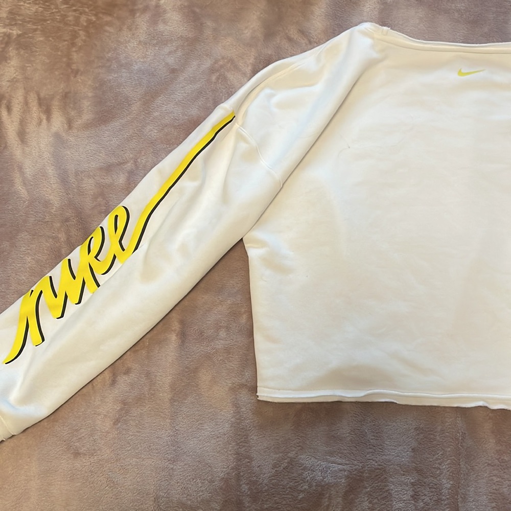nike sweater